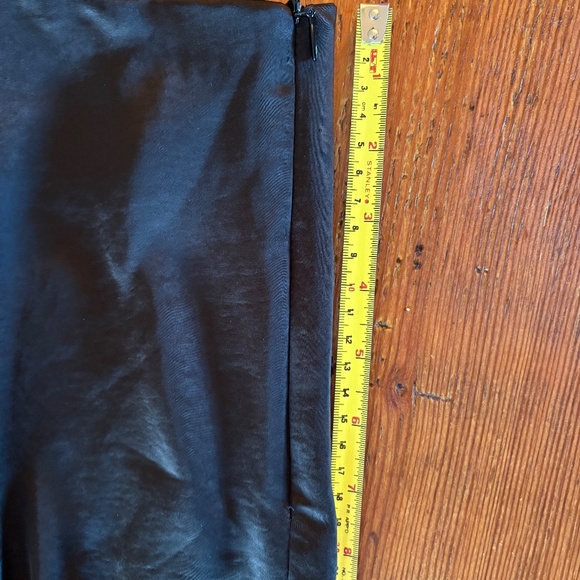 NWT Nasty Gal Satin Skirt High Low Black Size 4 Asymmetric - Picture 14 of 14